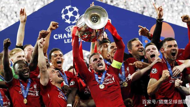 疯了？大年初一只在家族群抢红包？《PUBGM》白送你的龙年礼物你都不要？