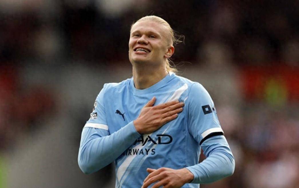 小卡关键抢断竟是犯规！裁判三秒两误判抢戏，快船19分逆转胜局遭质疑